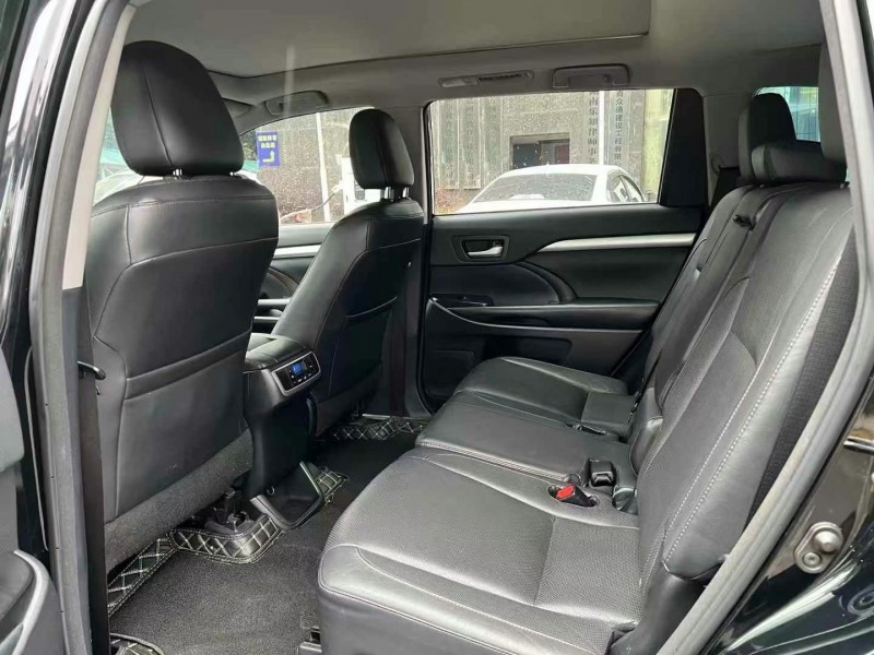 邵阳17年丰田汉兰达6