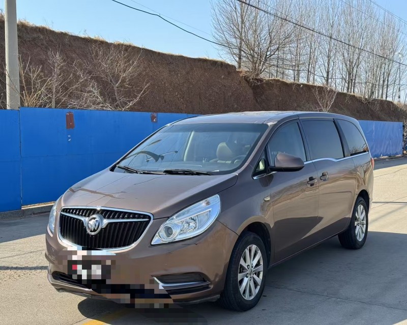 青岛20年别克GL82