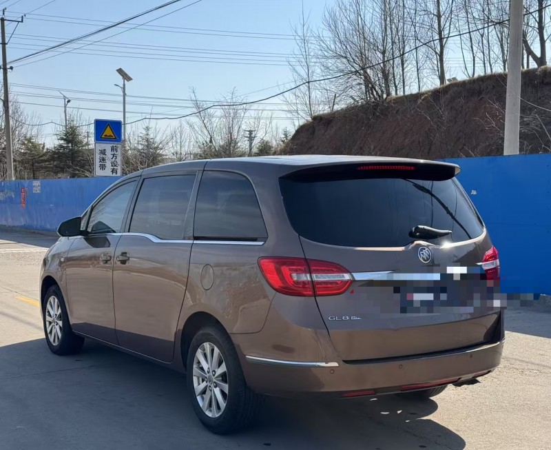 青岛20年别克GL88