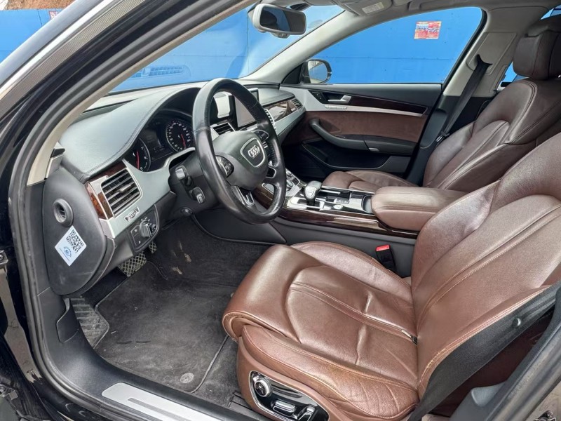 青岛17年奥迪A8L5