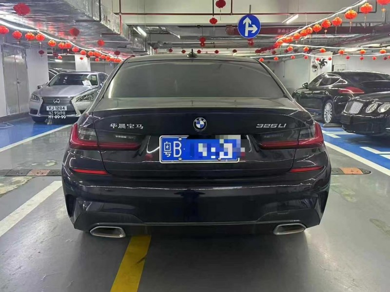广州20年宝马3系6