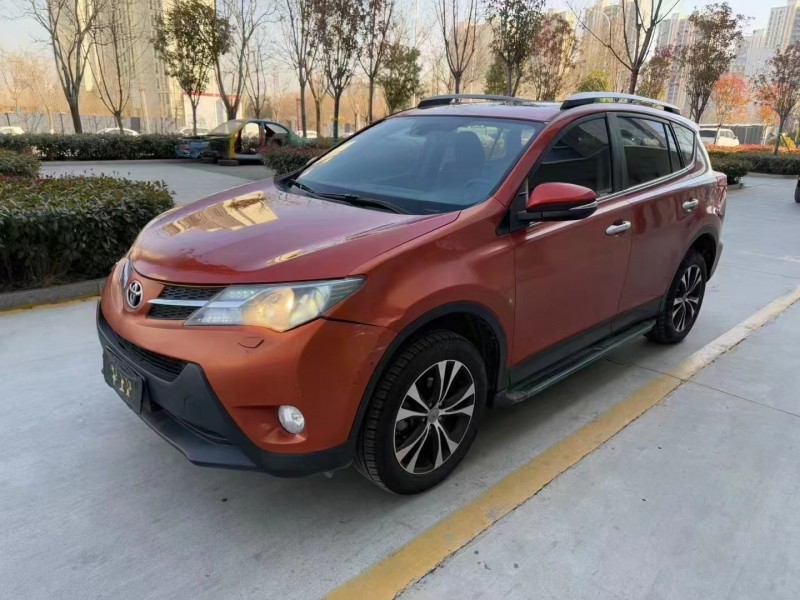 济宁14年丰田RAV43