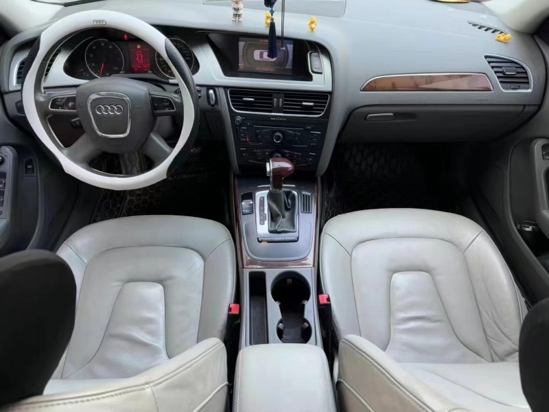 济宁12年奥迪A4L4