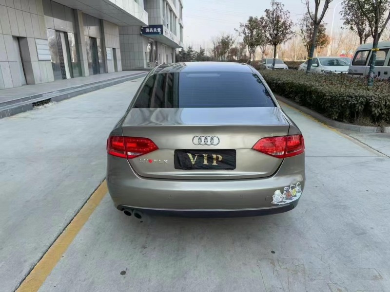 济宁12年奥迪A4L9