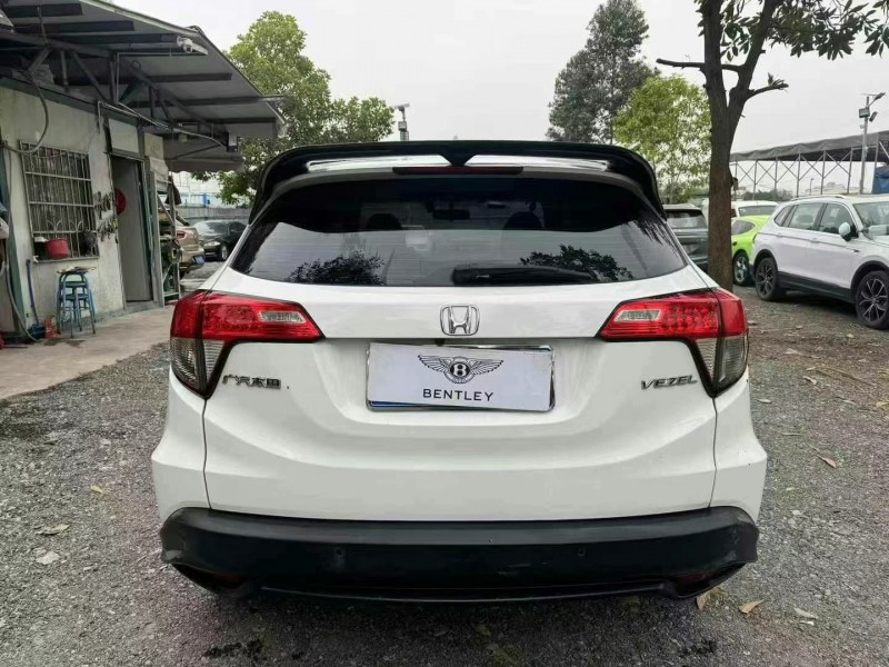 广州22年本田缤智8