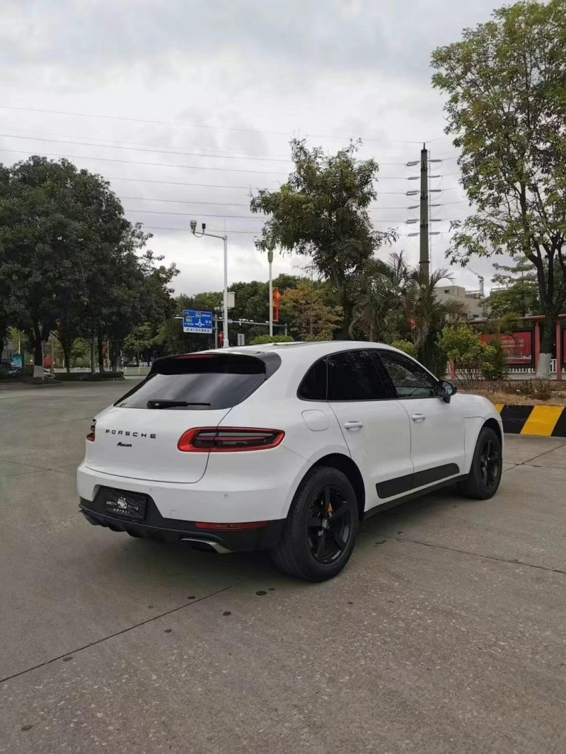 广州15年保时捷Macan4