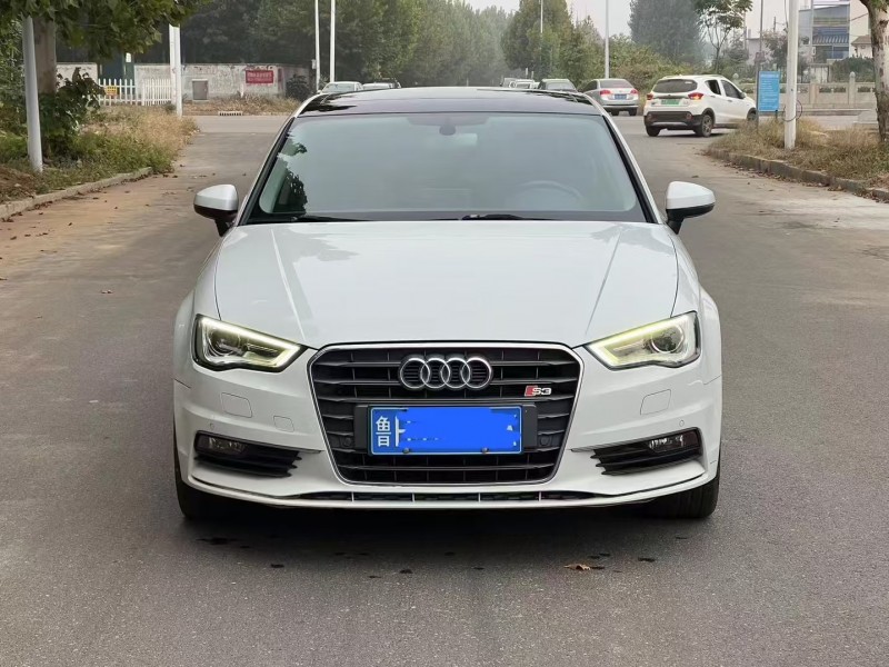 济宁16年奥迪A31