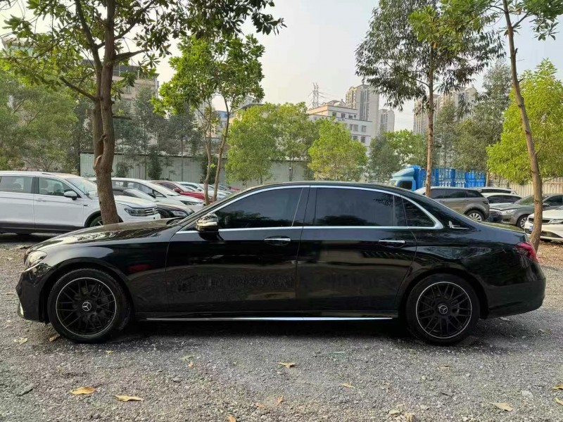 广州18年奔驰E4