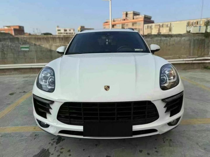 廈門17年保時捷Macan1
