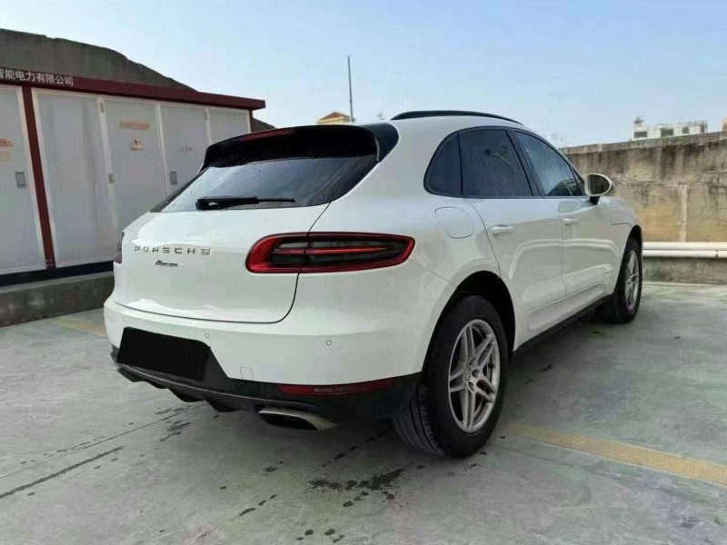 廈門17年保時捷Macan7