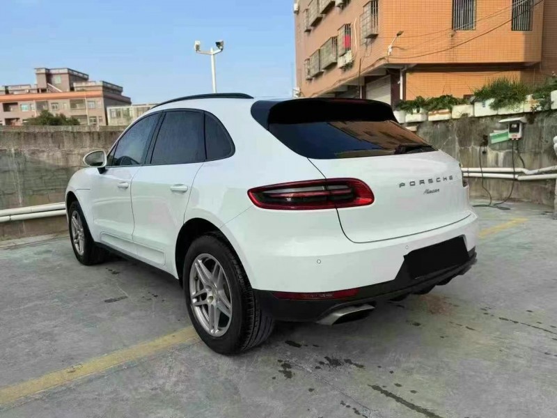 廈門17年保時捷Macan8