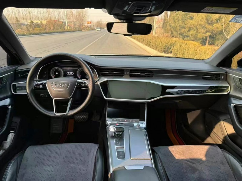 青岛19年奥迪A6L4