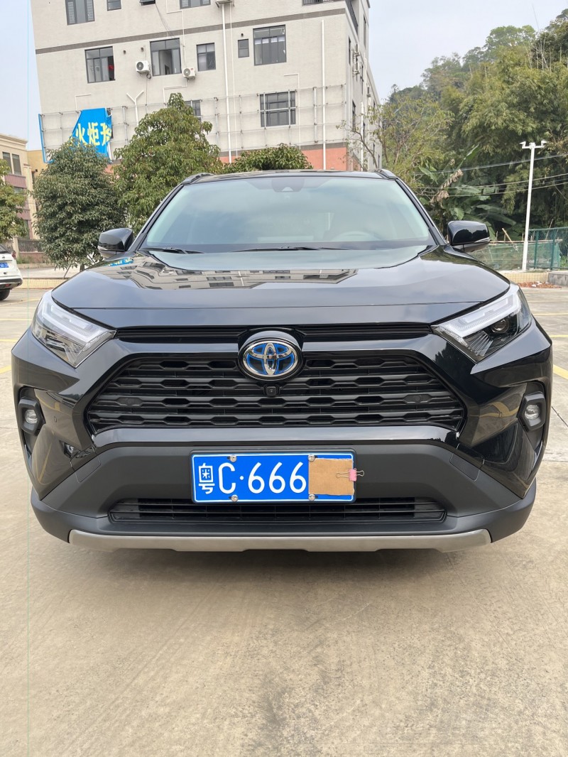 中山25年豐田RAV41