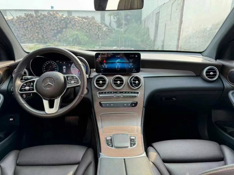 广州23年奔驰GLC5