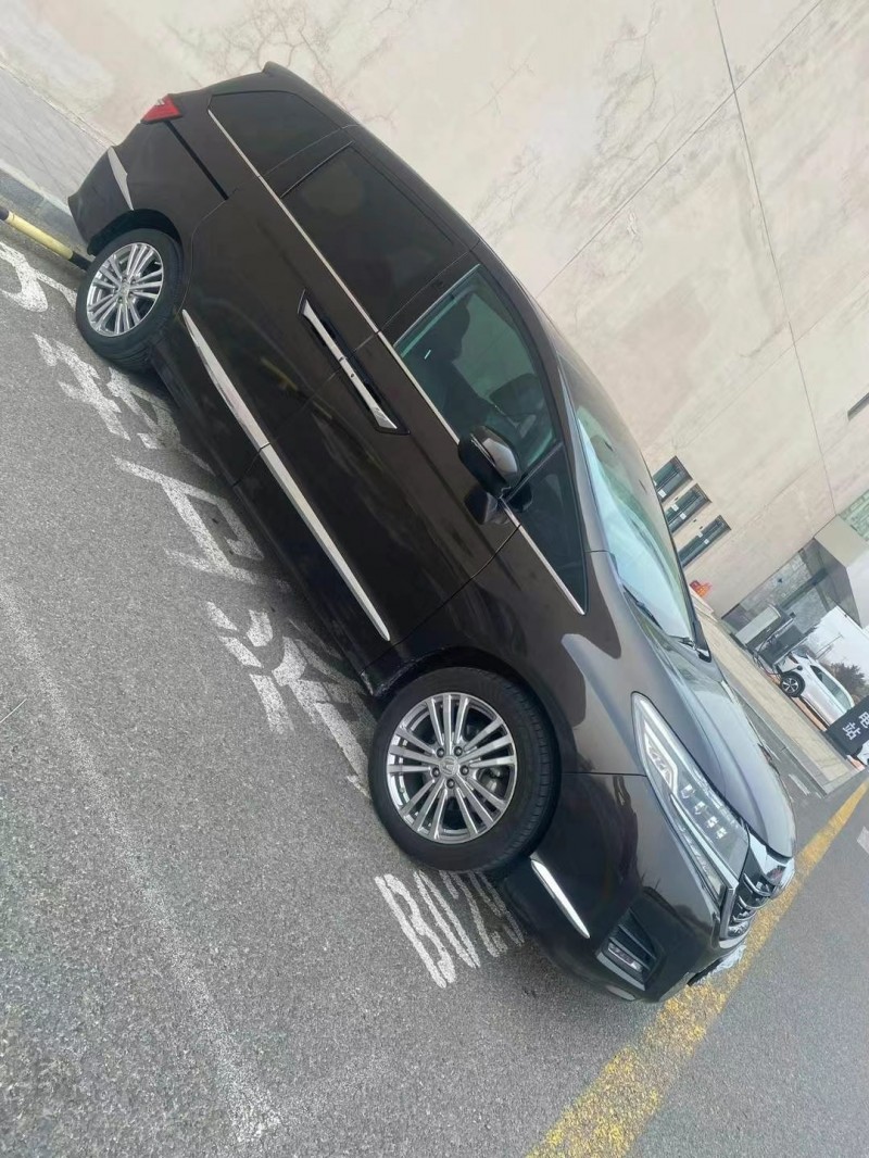 营口17年本田艾力绅2