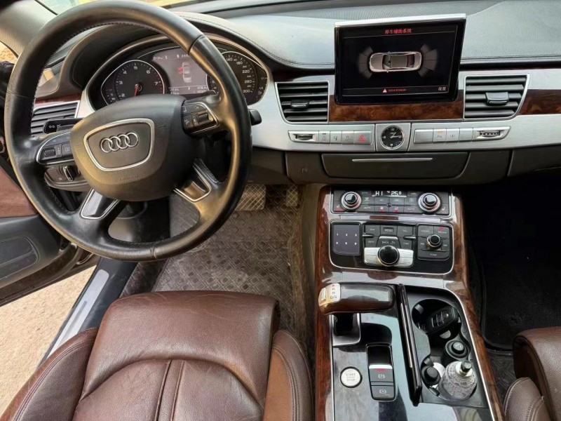 青岛12年奥迪A8L4