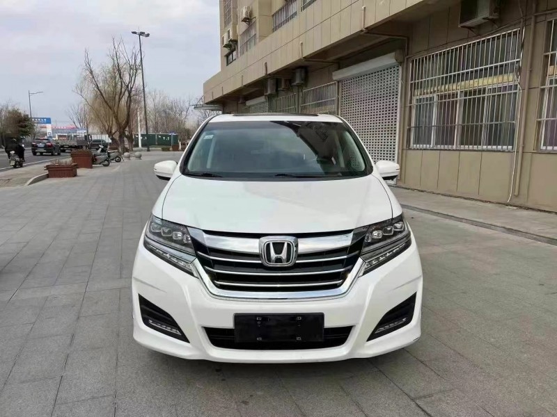 徐州18年本田艾力绅1