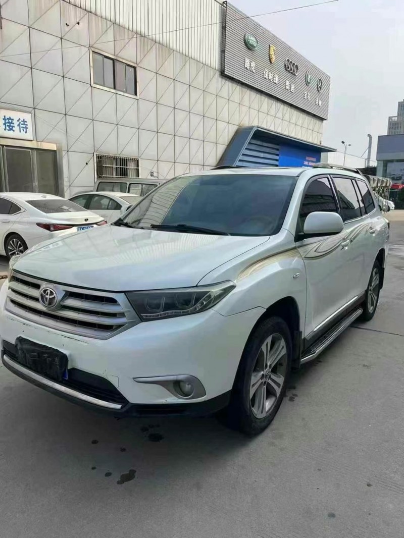 武汉13年丰田汉兰达2