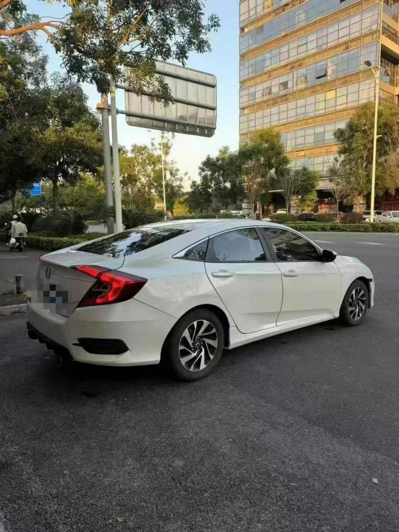 深圳19年本田思域7