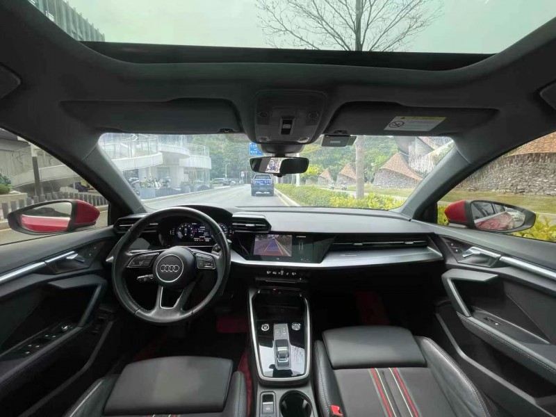 深圳21年奥迪A33