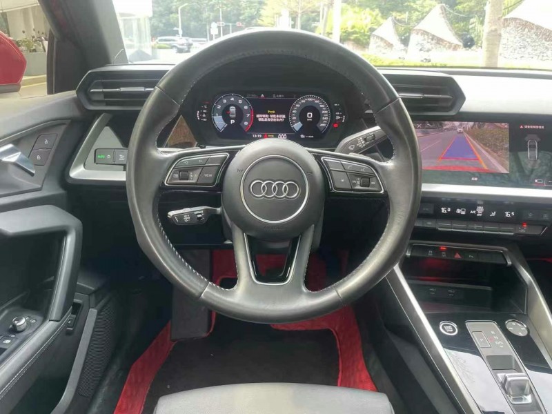 深圳21年奥迪A36