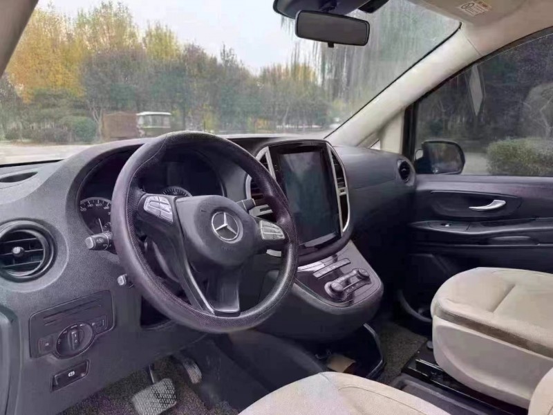 菏泽18年奔驰威霆5