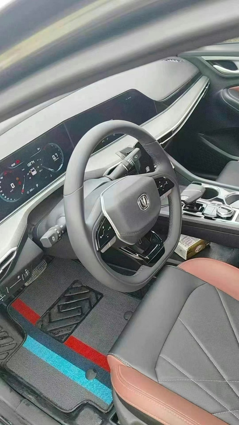南寧23年長安汽車逸動5