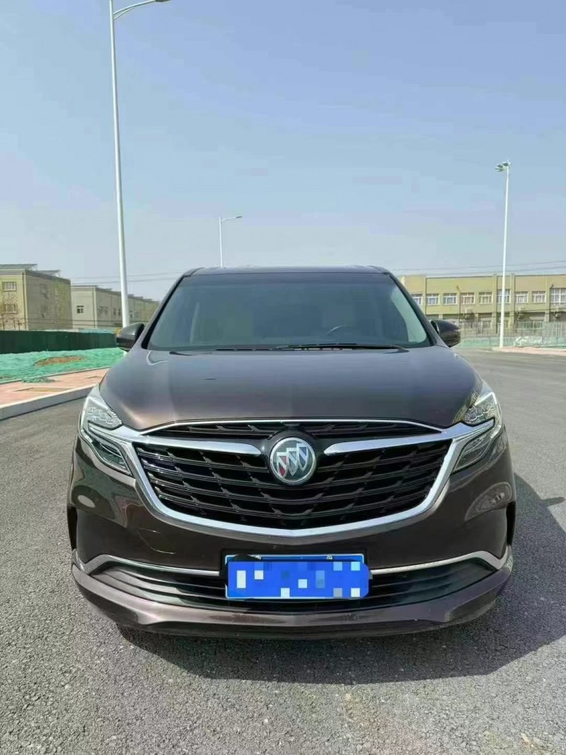 青岛22年别克GL81