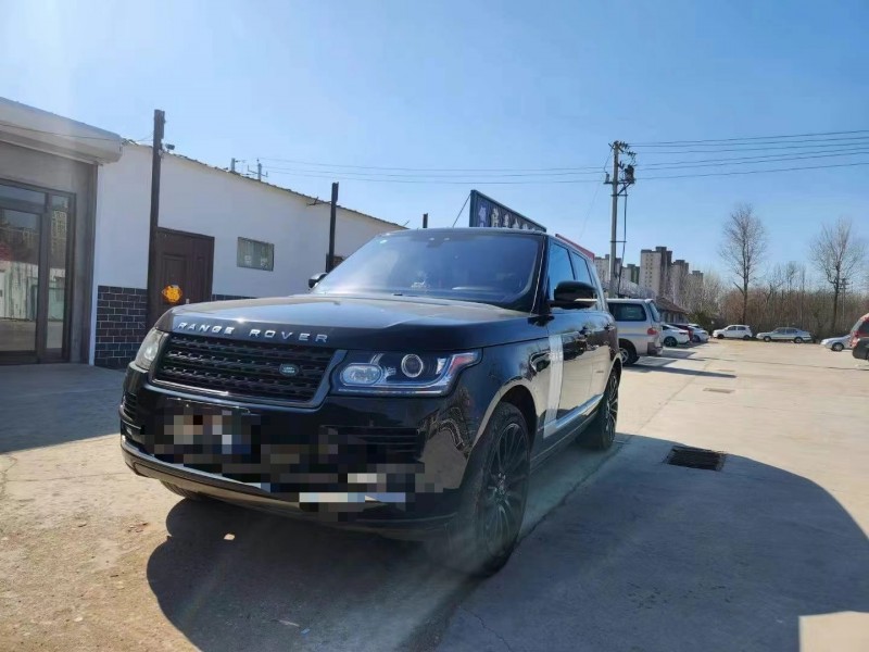 济宁18年路虎揽胜行政3