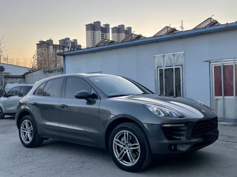 济宁17年保时捷Macan3