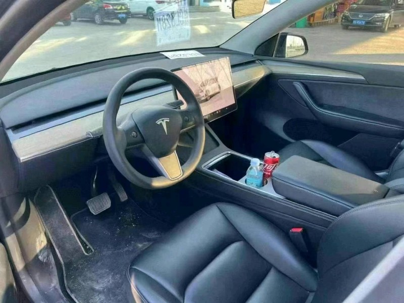 泰安22年特斯拉MODEL Y5