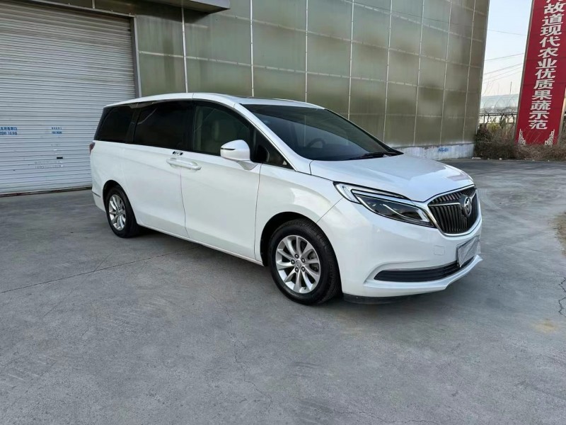 徐州18年别克GL82