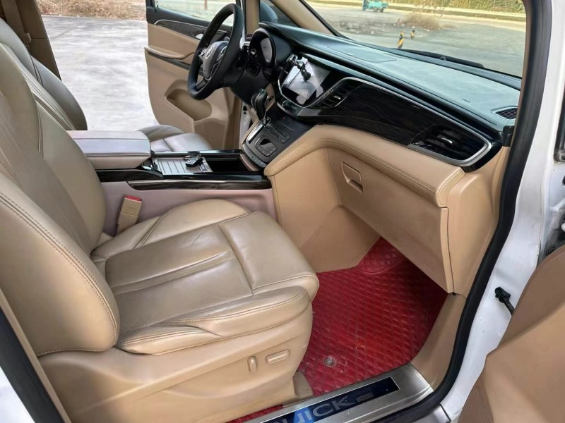 徐州18年别克GL86