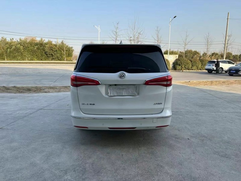 徐州18年别克GL89