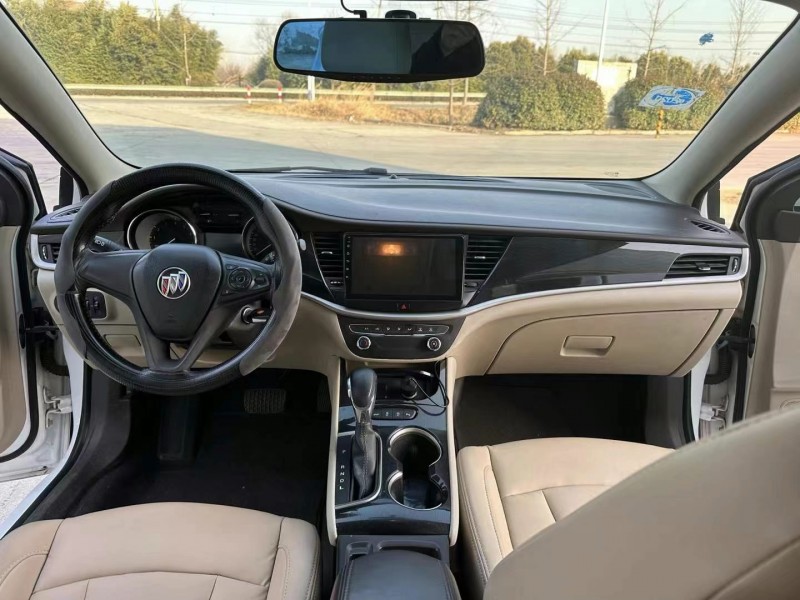 徐州17年别克威朗5