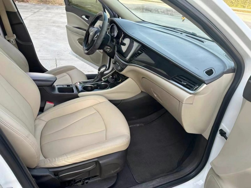 徐州17年别克威朗6