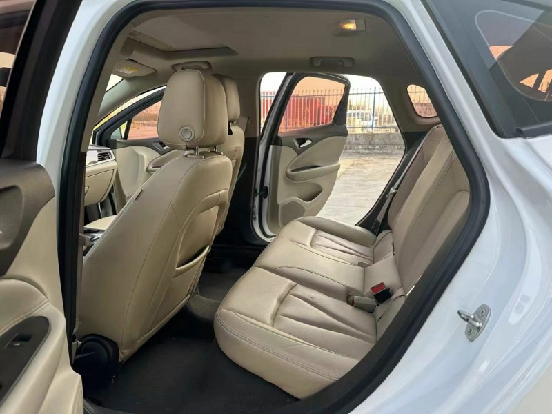 徐州17年别克威朗7