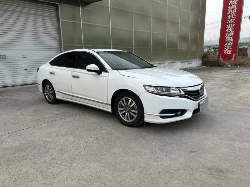 徐州17年本田思铂睿2