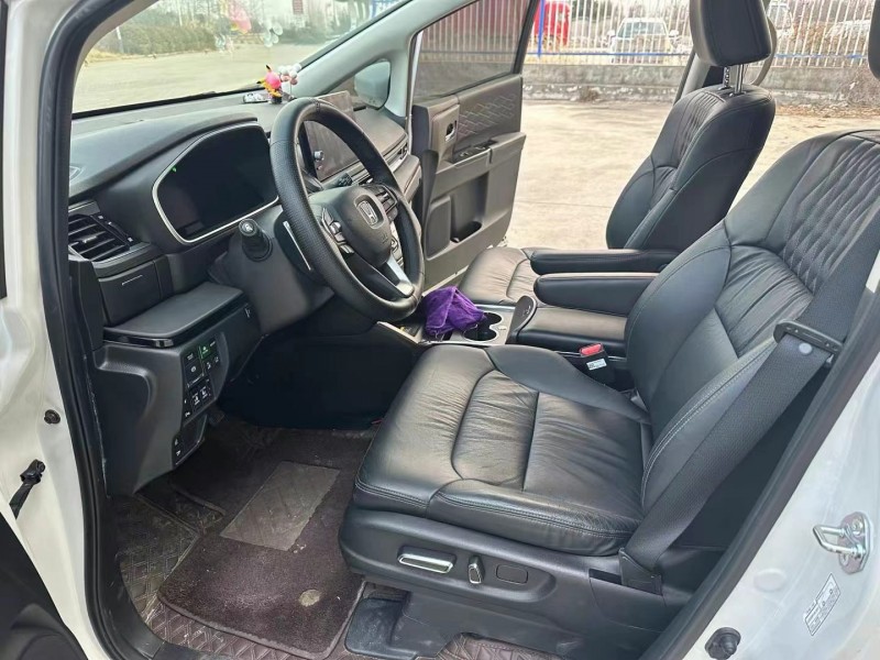 徐州22年本田艾力绅4