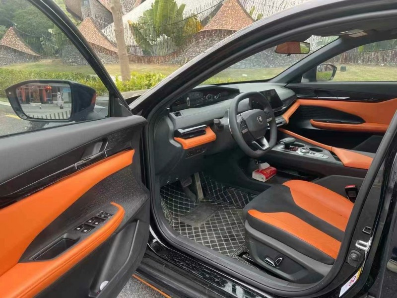 深圳23年长安汽车UNI4