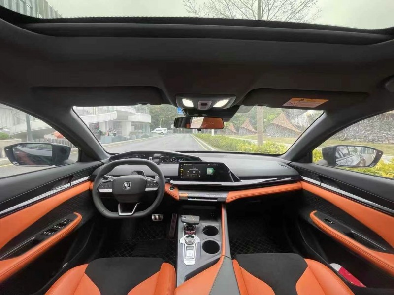 深圳23年长安汽车UNI6