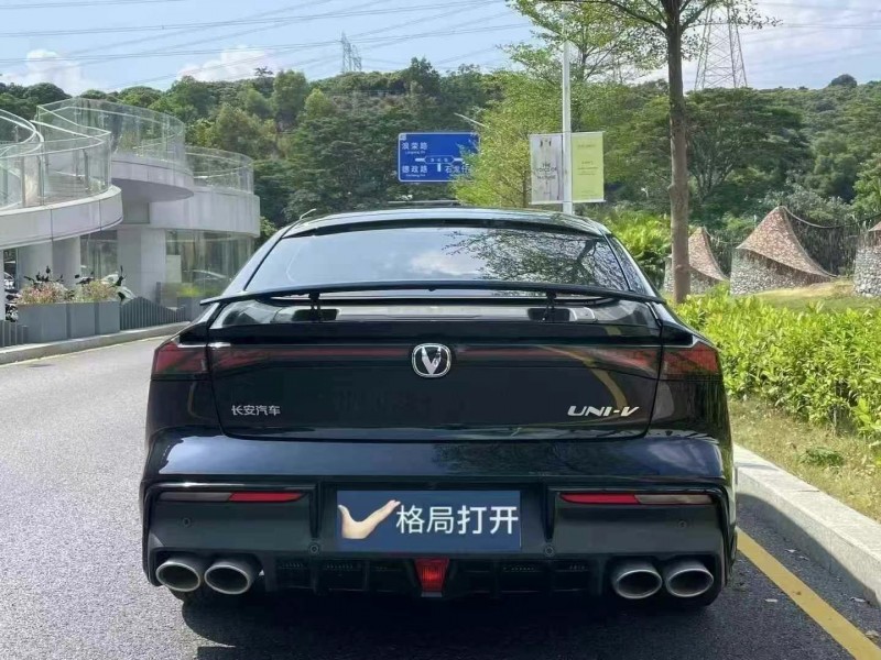 深圳23年長安汽車UNI9