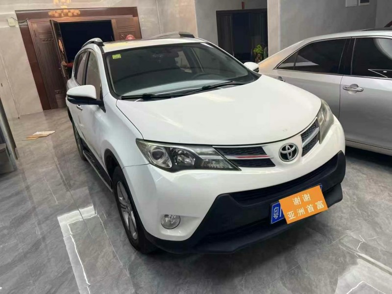广州15年丰田RAV4荣放2
