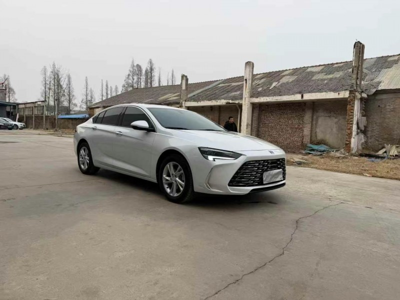 徐州23年别克君威3