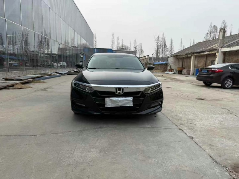 徐州19年本田雅阁1