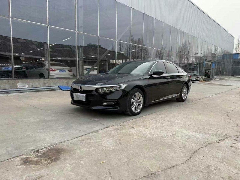 徐州19年本田雅阁2