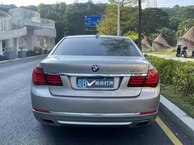 深圳13年寶馬7系9