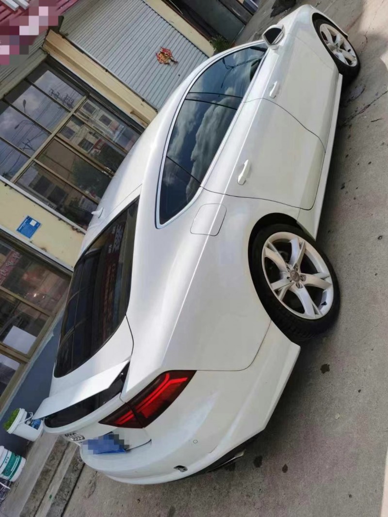 济宁17年奥迪A7L7