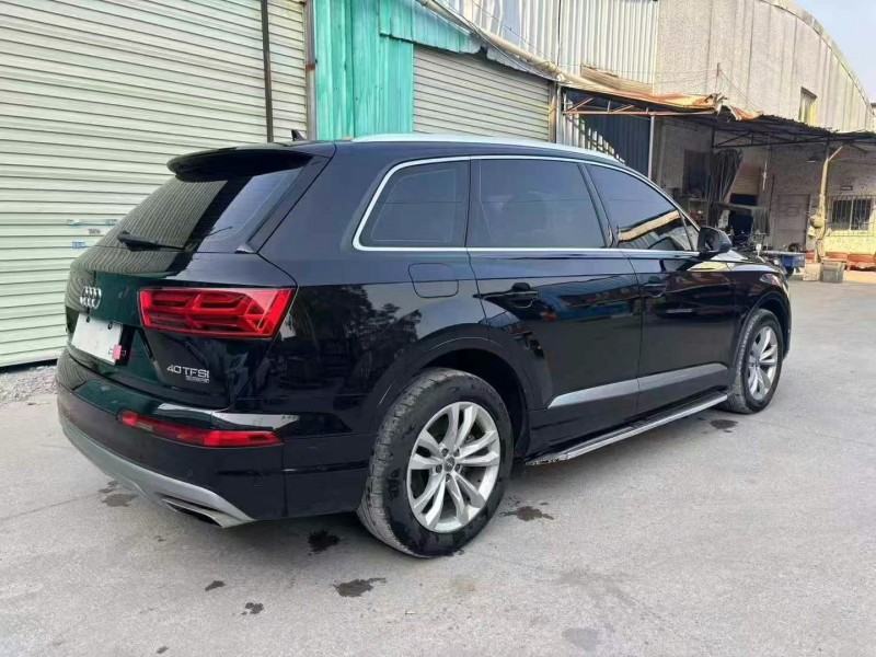 广州17年奥迪Q78