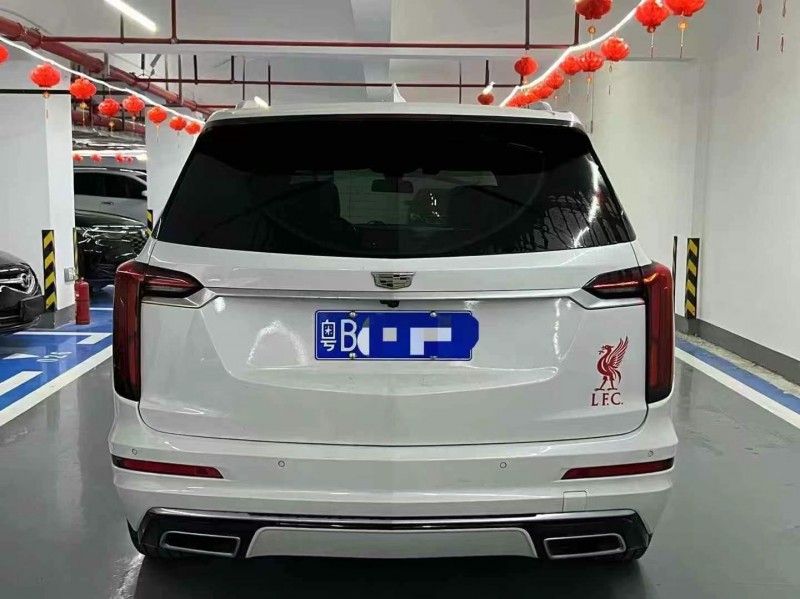 廣州20年凱迪拉克XT63